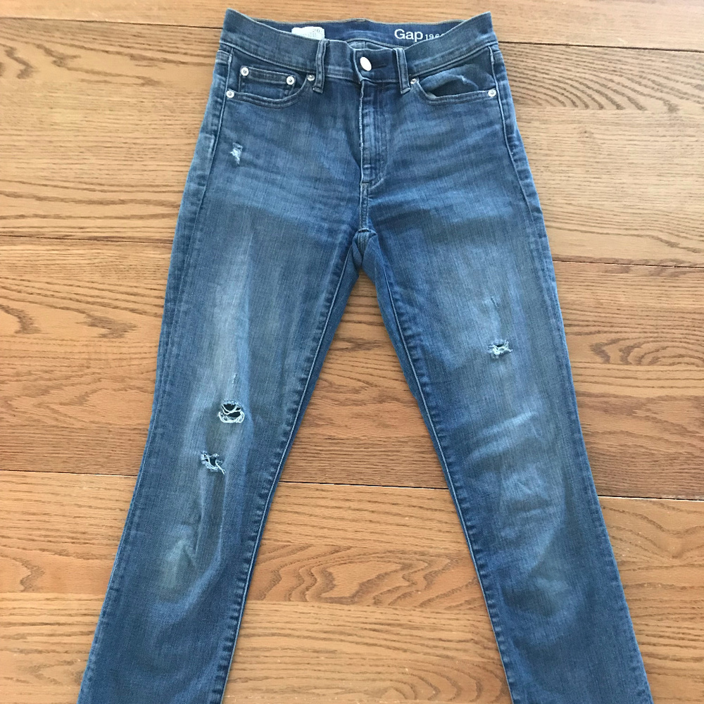 Gap Resolution Slim Straight Jeans 26R